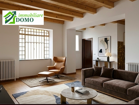 In una tranquilla zona residenziale di Schio, comoda a tutti i principali servizi, proponiamo in ...