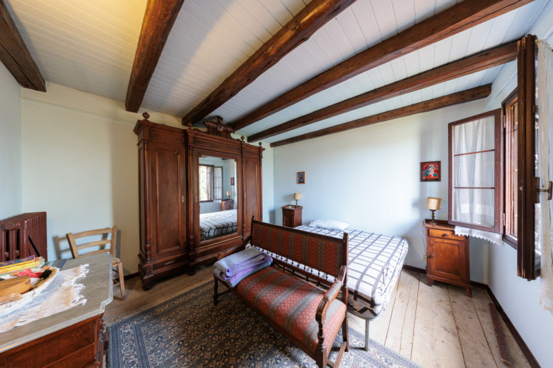 Proponiamo in vendita un meraviglioso rustico, situato nella suggestiva zona di Valnogaredo (Cint...