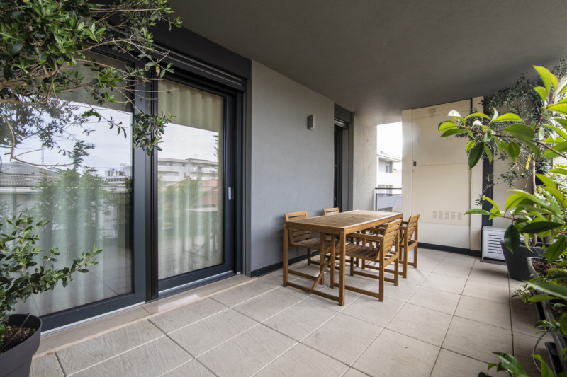 Ponte San Nicolò - Voltabarozzo: Appartamento al secondo piano con ascensore così composto:
Ingre...