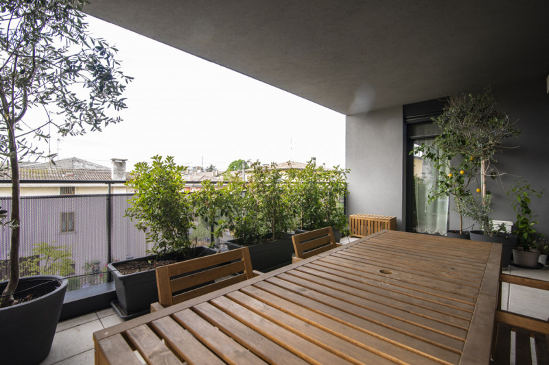 Ponte San Nicolò - Voltabarozzo: Appartamento al secondo piano con ascensore così composto:
Ingre...