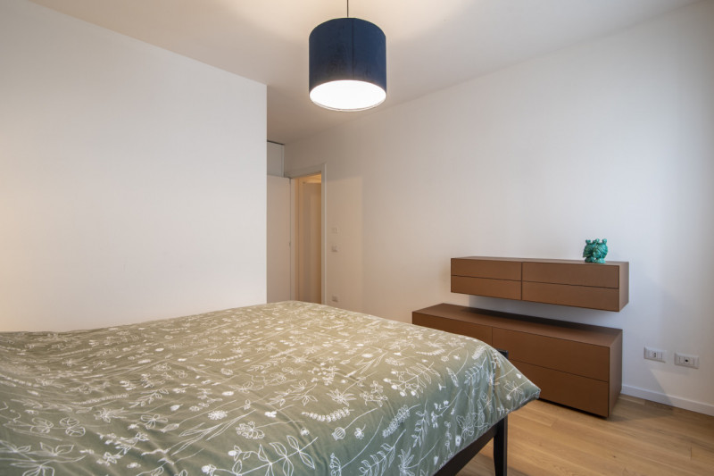 Ponte San Nicolò - Voltabarozzo: Appartamento al secondo piano con ascensore così composto:
Ingre...