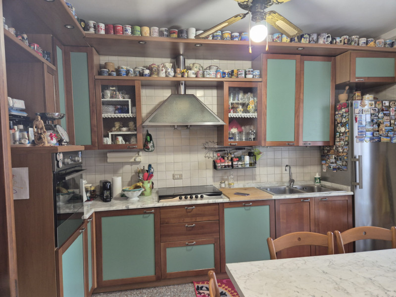 Nel cuore di Albignasego, comodo ai servizi del quartiere ed a pochi minuti dal capolinea della l...