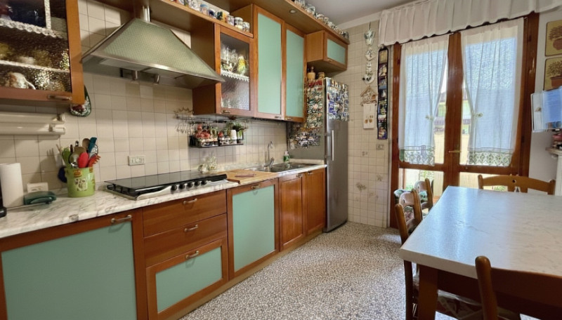 Nel cuore di Albignasego, comodo ai servizi del quartiere ed a pochi minuti dal capolinea della l...