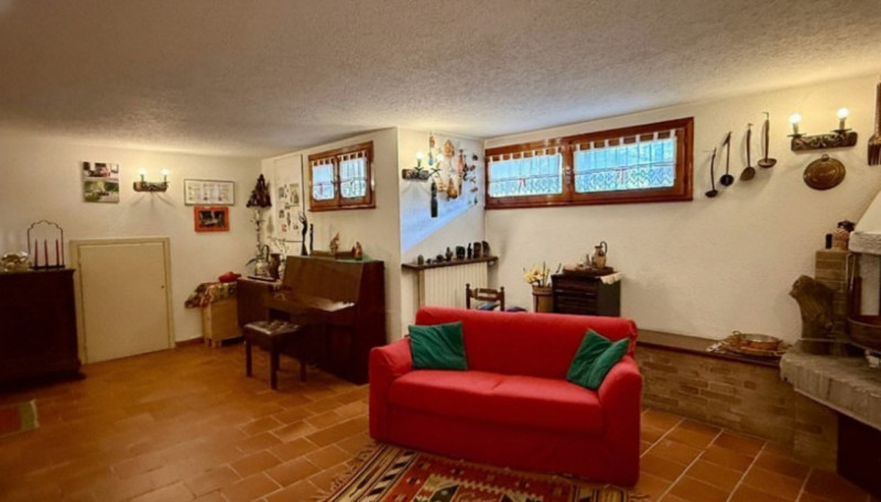 Nel cuore di Albignasego, comodo ai servizi del quartiere ed a pochi minuti dal capolinea della l...