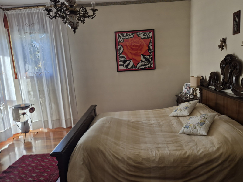 Nel cuore di Albignasego, comodo ai servizi del quartiere ed a pochi minuti dal capolinea della l...