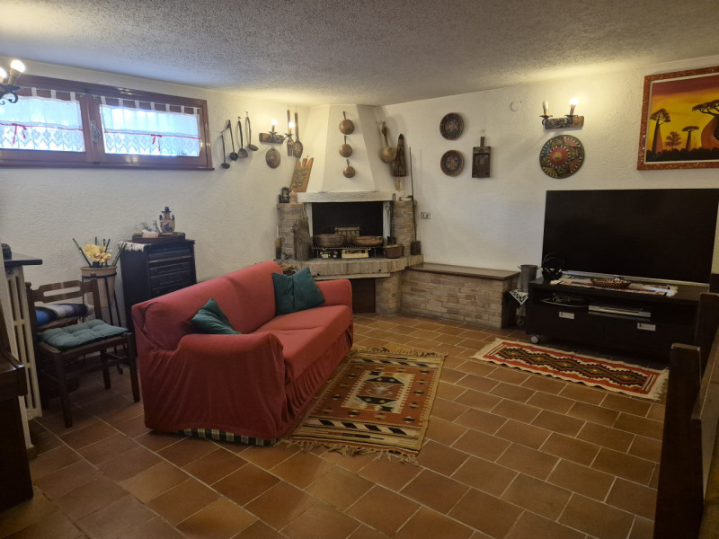 Nel cuore di Albignasego, comodo ai servizi del quartiere ed a pochi minuti dal capolinea della l...