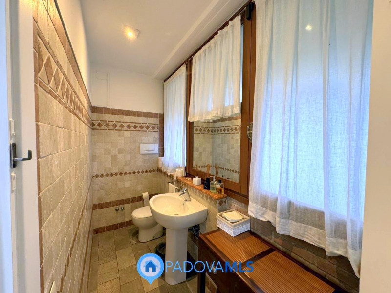 Immobile in esclusiva al Gruppo Padova MLS

Se amate la tranquillità e allo stesso tempo la vicin...