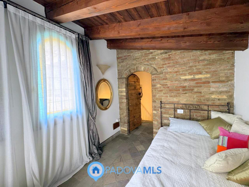 Immobile in esclusiva al Gruppo Padova MLS

Se amate la tranquillità e allo stesso tempo la vicin...