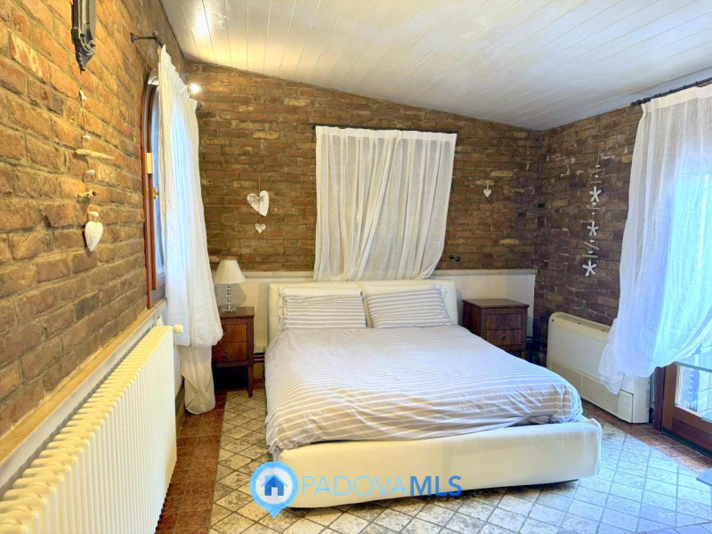 Immobile in esclusiva al Gruppo Padova MLS

Se amate la tranquillità e allo stesso tempo la vicin...