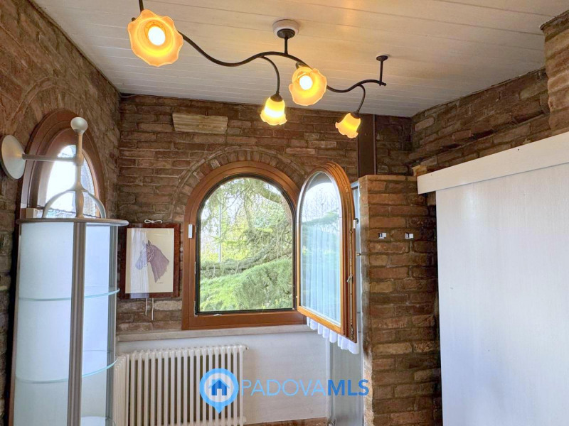 Immobile in esclusiva al Gruppo Padova MLS

Se amate la tranquillità e allo stesso tempo la vicin...