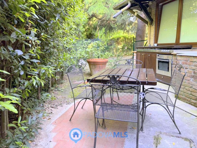 Immobile in esclusiva al Gruppo Padova MLS

Se amate la tranquillità e allo stesso tempo la vicin...