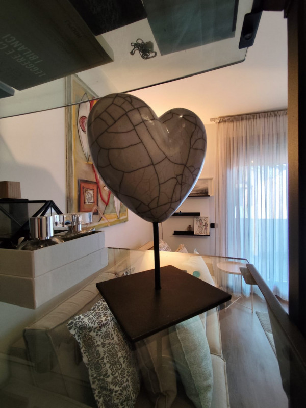 Affascinante appartamento bilocale situato nel tranquillo quartiere di Anconetta, a Vicenza. Imme...