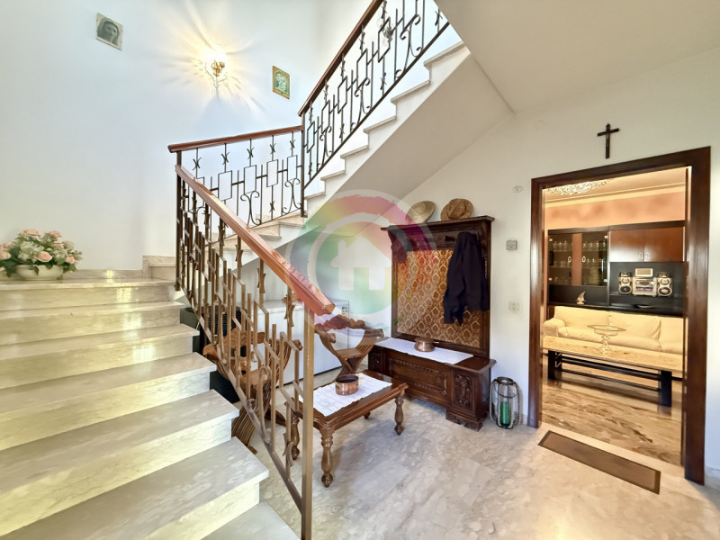 Ciao da Arcobaleno Immobiliare oggi ti vado a descrivere una soluzione assai ricercata!

Nel cuor...