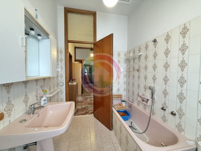 Ciao da Arcobaleno Immobiliare oggi ti vado a descrivere una soluzione assai ricercata!

Nel cuor...