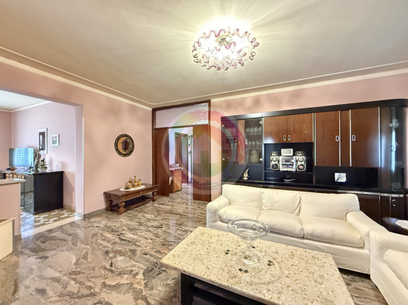 Ciao da Arcobaleno Immobiliare oggi ti vado a descrivere una soluzione assai ricercata!

Nel cuor...