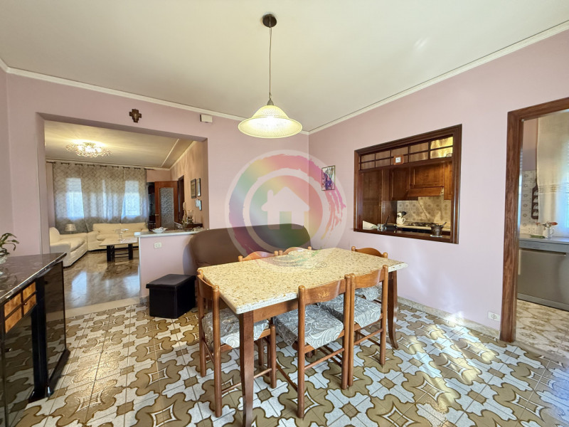 Ciao da Arcobaleno Immobiliare oggi ti vado a descrivere una soluzione assai ricercata!

Nel cuor...