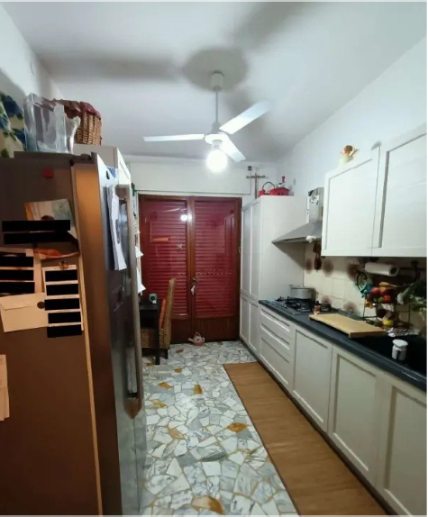 - ASTA IMMOBILIARE - PADOVA via ALTICHIERO, APPARTAMENTO al piano primo, composto da: ingresso, c...