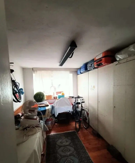 - ASTA IMMOBILIARE - PADOVA via ALTICHIERO, APPARTAMENTO al piano primo, composto da: ingresso, c...