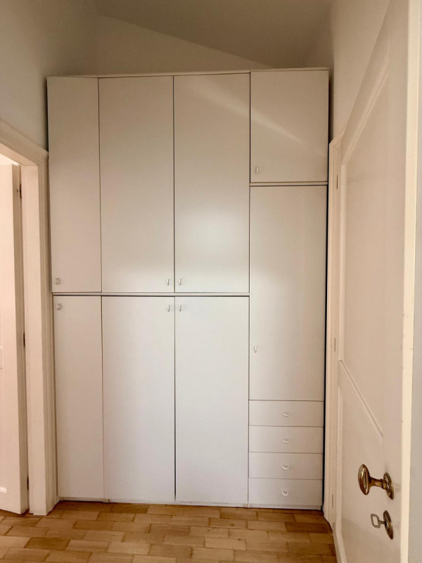 All'interno di un elegante contesto residenziale, in una delle posizioni più prestigiose del Cent...