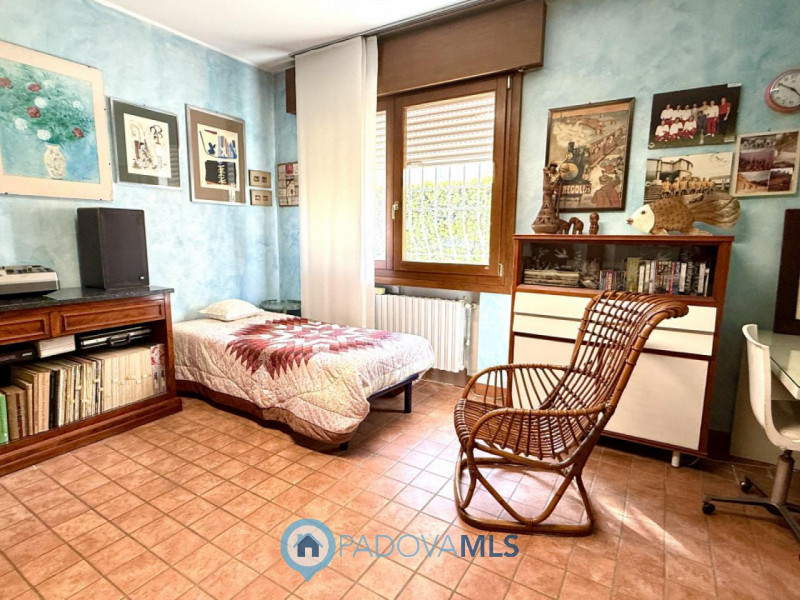 Immobile in esclusiva al Gruppo Padova MLS

SAN BELLINO - ARCELLA: In un contesto residenziale tr...