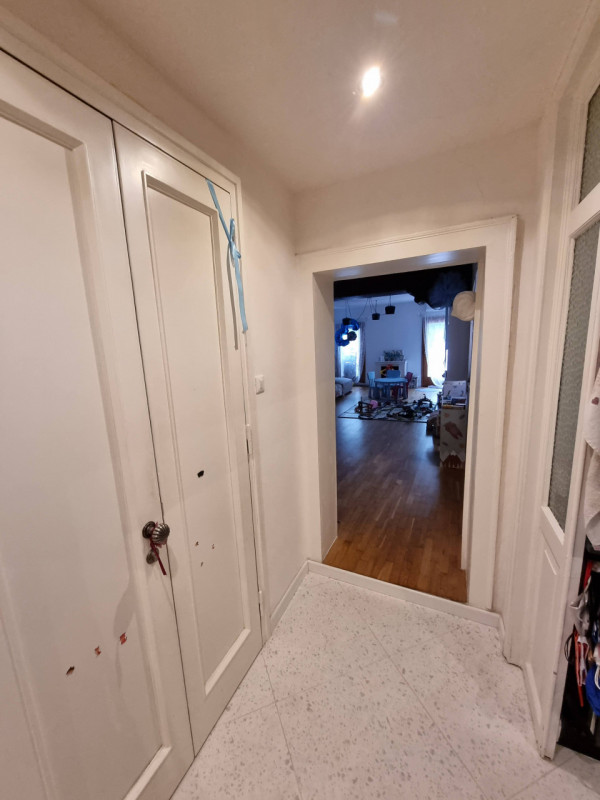 Padova, Via dei Savonarola, Centro Storico entro le mura. Proponiamo in Vendita interessante Appa...