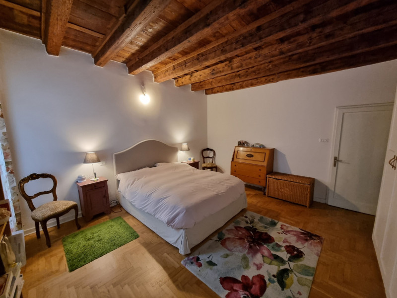 Padova, Via dei Savonarola, Centro Storico entro le mura. Proponiamo in Vendita interessante Appa...