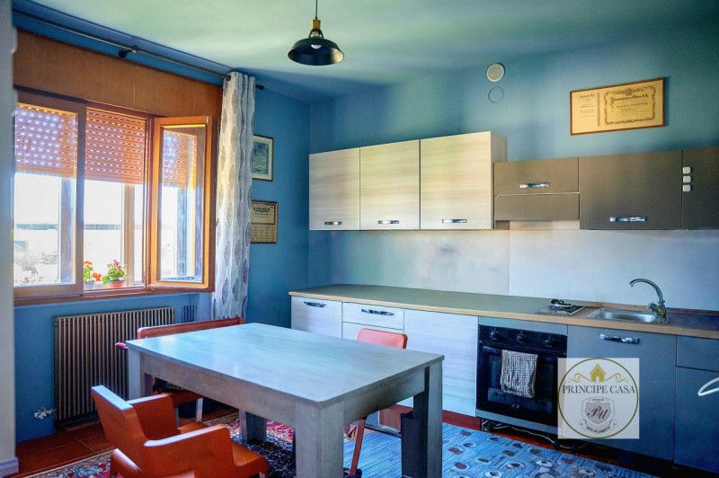 SE235 - Proponiamo in vendita casa singola terratetto disposta in due livelli immersa nella tranq...