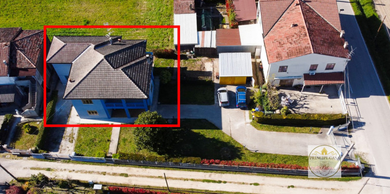 SE235 - Proponiamo in vendita casa singola terratetto disposta in due livelli immersa nella tranq...