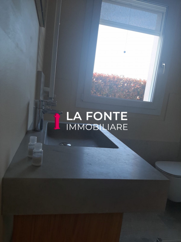 MESTRINO FRAZ. di LISSARO proponiamo in vendita un'elegante porzione centrale di TRIF.RE in pront...