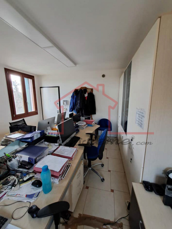 Rif. PE16724
La nostra Agenzia ha selezionato per Voi l'occasione del mese all'asta.

Proponiamo ...