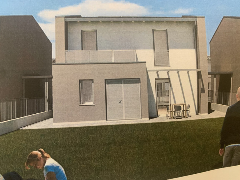 Scopri un'opportunità unica nel cuore di Costozza! Questo lotto di terreno edificabile di 300 m² ...