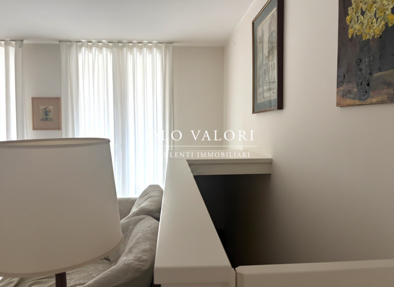 Rif. A938 (392 6956333 Nada)

Nel cuore del centro storico, all'interno di un prestigioso ed escl...