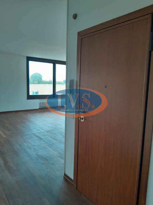 Se cerchi una casa a MONTEGALDELLA che non sia il solito appartamento, ma un’esperienza di beness...