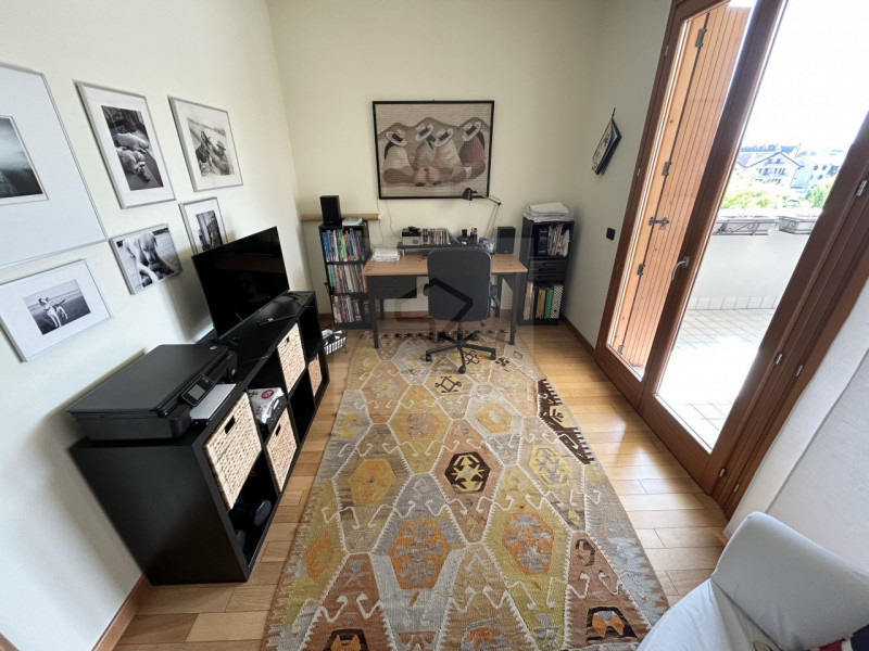 ALBIGNASEGO-S. AGOSTINO

 Ultimo piano con terrazzo abitabile – ottime condizioni

In posizione s...