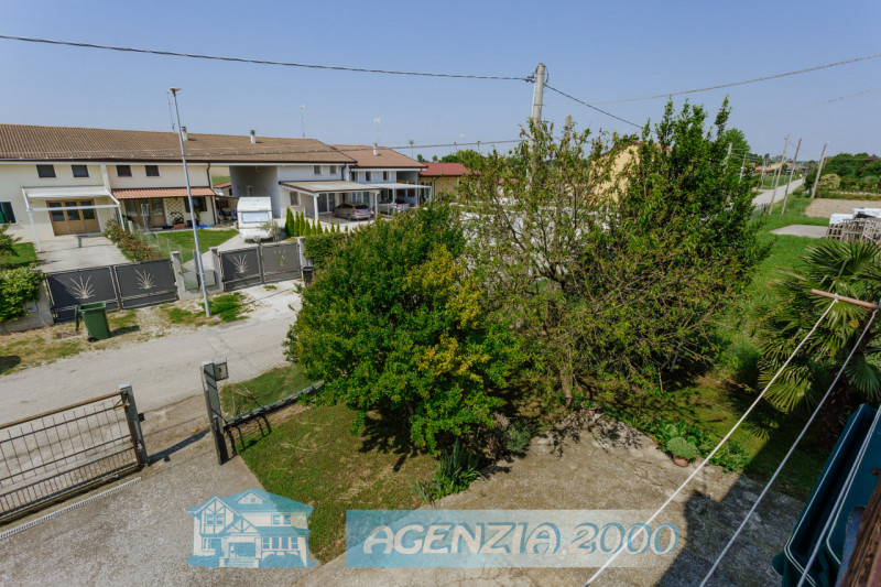 LA CASA CHE STAVI ASPETTANDO !!!, IMMERSA NELLA TRANQUILLITA' DELLA CAMPAGNA... AD ARRE, IN ZONA ...