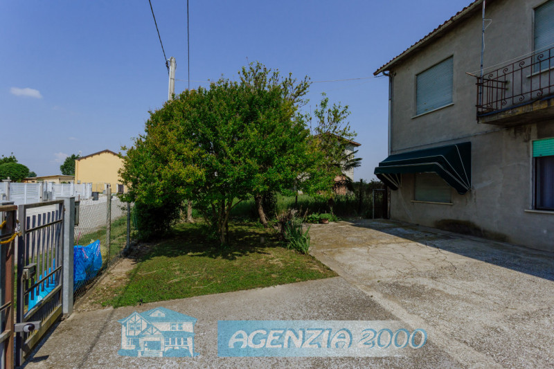 LA CASA CHE STAVI ASPETTANDO !!!, IMMERSA NELLA TRANQUILLITA' DELLA CAMPAGNA... AD ARRE, IN ZONA ...