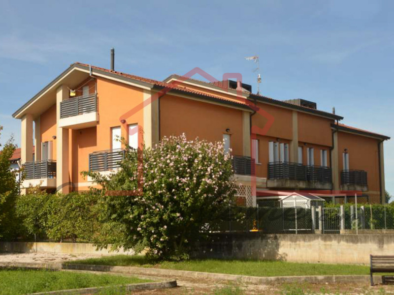 Rif. PE38624
La nostra Agenzia ha selezionato per Voi l'occasione del mese all'asta.

Proponiamo ...