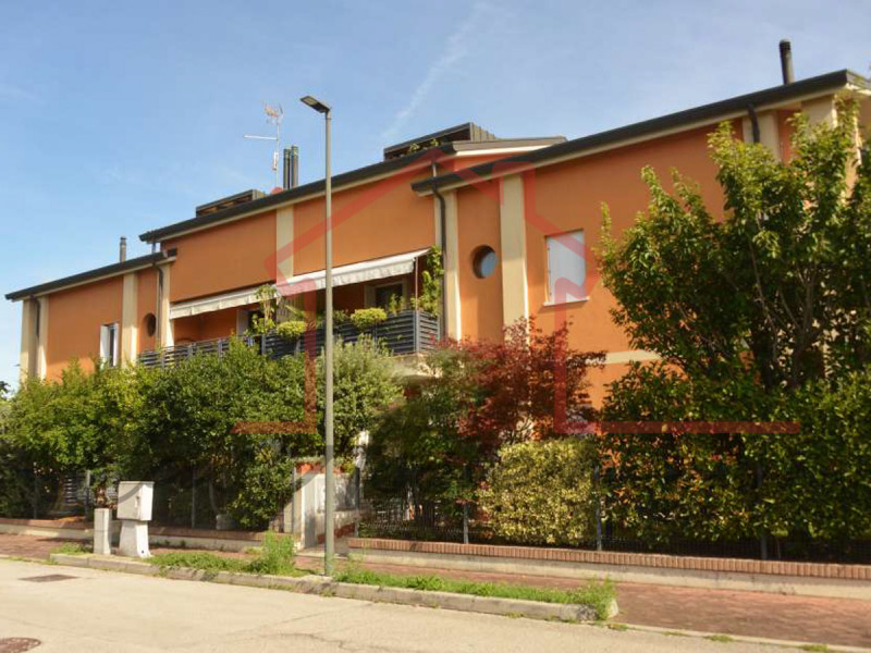 Rif. PE38624
La nostra Agenzia ha selezionato per Voi l'occasione del mese all'asta.

Proponiamo ...