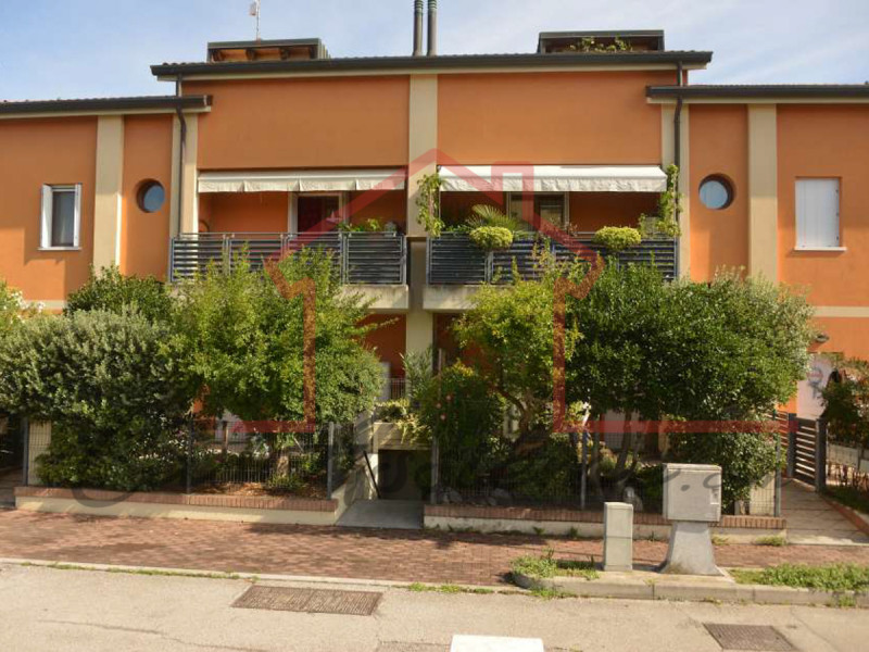 Rif. PE38624
La nostra Agenzia ha selezionato per Voi l'occasione del mese all'asta.

Proponiamo ...
