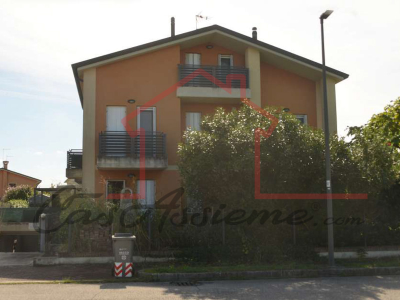 Rif. PE38624
La nostra Agenzia ha selezionato per Voi l'occasione del mese all'asta.

Proponiamo ...