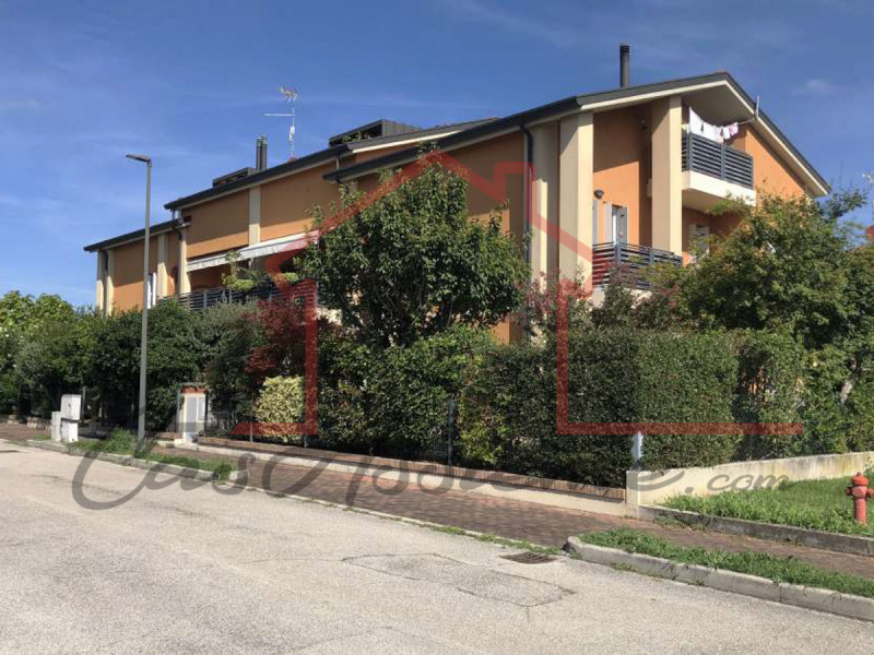 Rif. PE38624
La nostra Agenzia ha selezionato per Voi l'occasione del mese all'asta.

Proponiamo ...