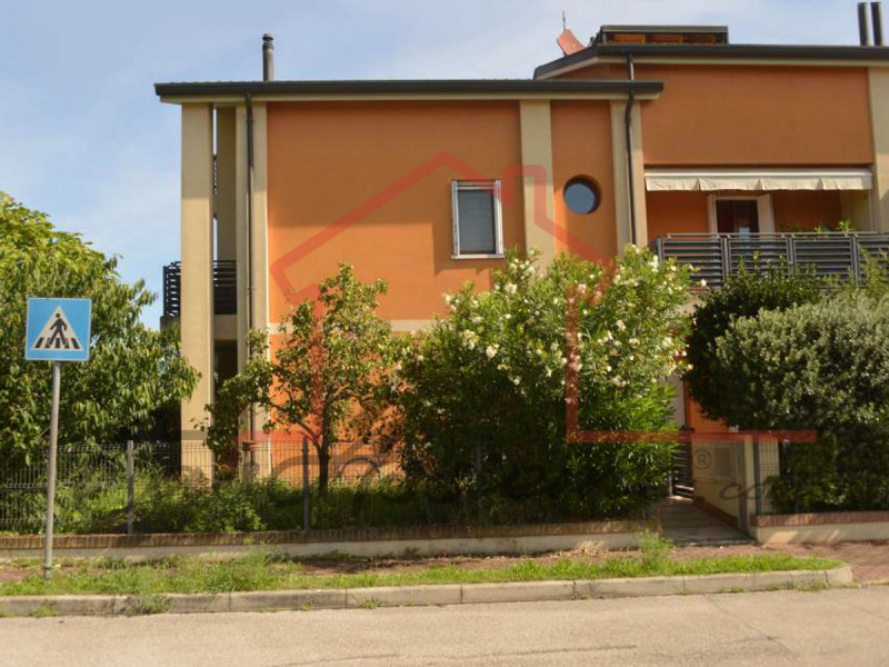 Rif. PE38624
La nostra Agenzia ha selezionato per Voi l'occasione del mese all'asta.

Proponiamo ...