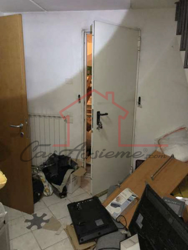 Rif. PE38624
La nostra Agenzia ha selezionato per Voi l'occasione del mese all'asta.

Proponiamo ...
