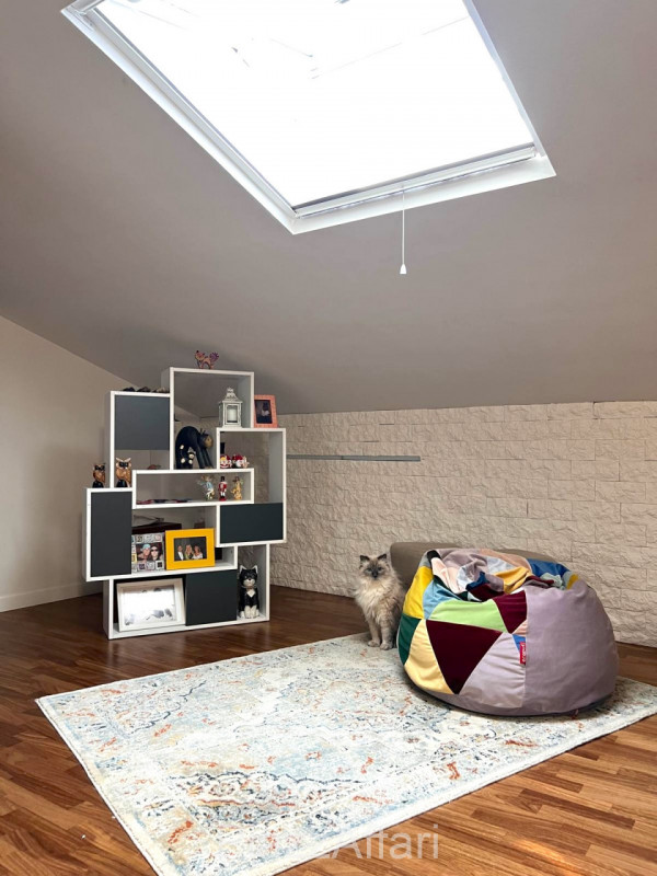 In palazzina di poche unità abitative e di recente costruzione, appartamento disposto su 2 livell...