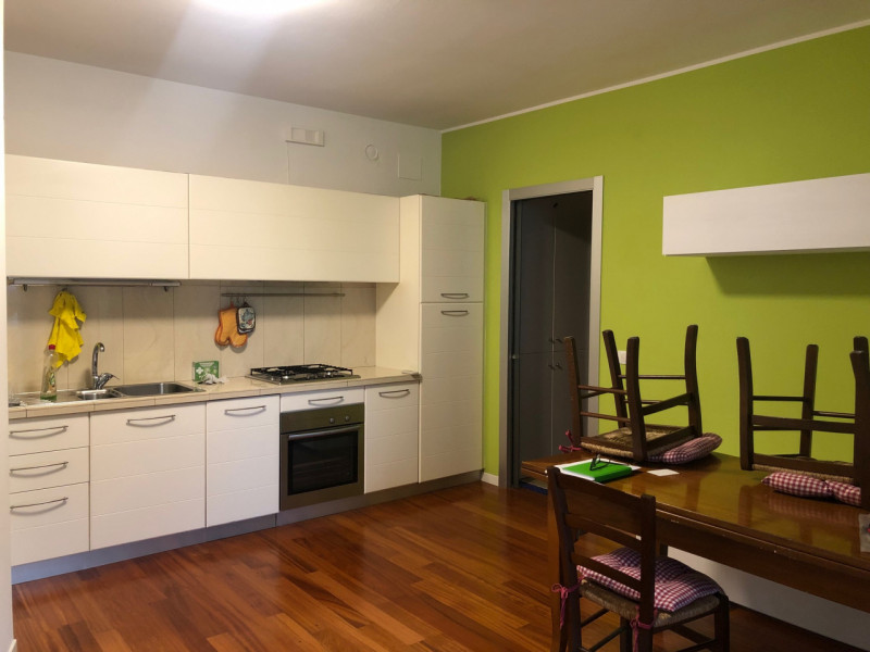 Torri di Arcugnano, a pochi passi dalla Piazza Rumor del Comune, vi presentiamo un'opportunità im...