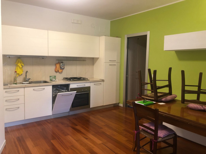 Torri di Arcugnano, a pochi passi dalla Piazza Rumor del Comune, vi presentiamo un'opportunità im...