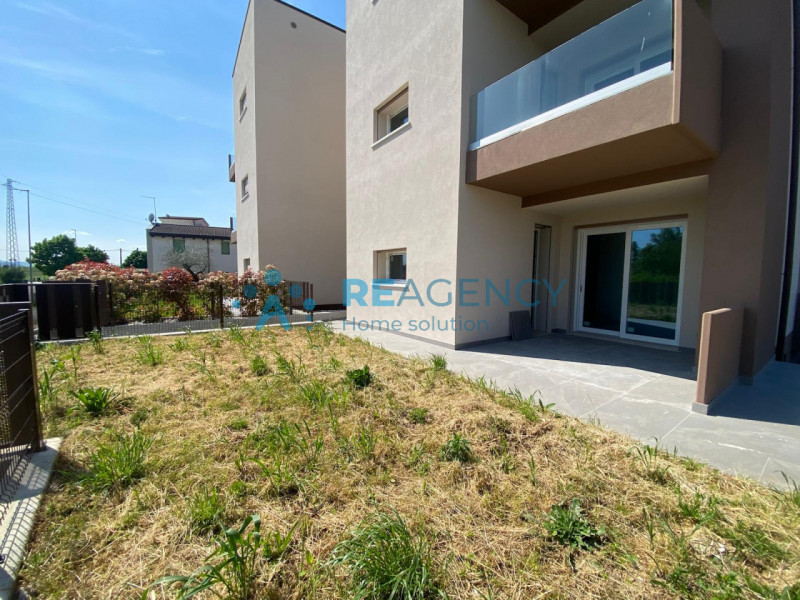 Stai cercando un NUOVO APPARTAMENTO TRICAMERE CON GIARDINO PRIVATO IN CLASSE A4?

Prezzo € 340.00...