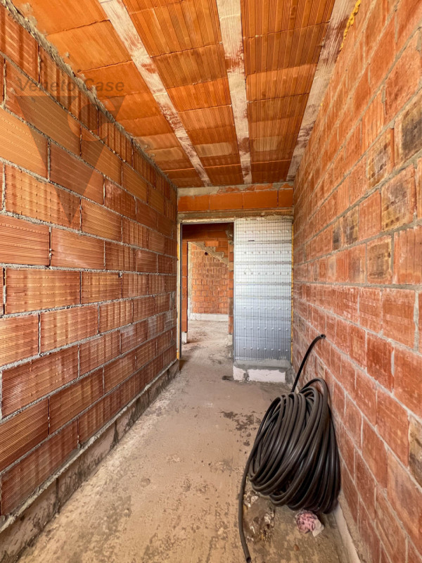 Proponiamo in vendita una splendida porzione di quadrifamiliare di nuova costruzione allo stato d...