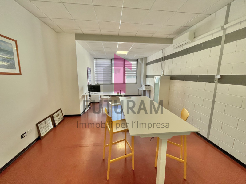 CAMISANO VICENTINO - 42FIL -PER INFO 0444/310220 

IN ZONA DI FORTE PASSAGGIO E BEN SERVITA, SI P...