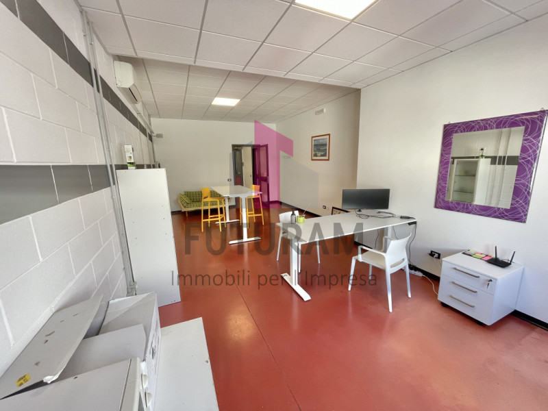 CAMISANO VICENTINO - 42FIL -PER INFO 0444/310220 

IN ZONA DI FORTE PASSAGGIO E BEN SERVITA, SI P...